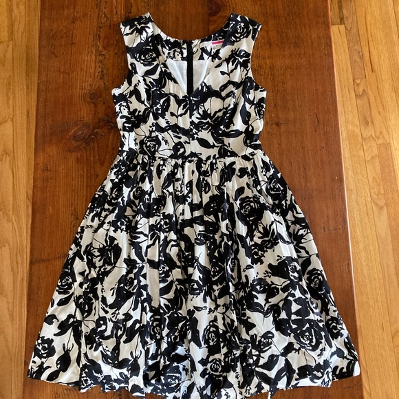 Tracy Reese Black and White Floral Sleeveless Dress Size 8 Silk Blend - Picture 1 of 16
